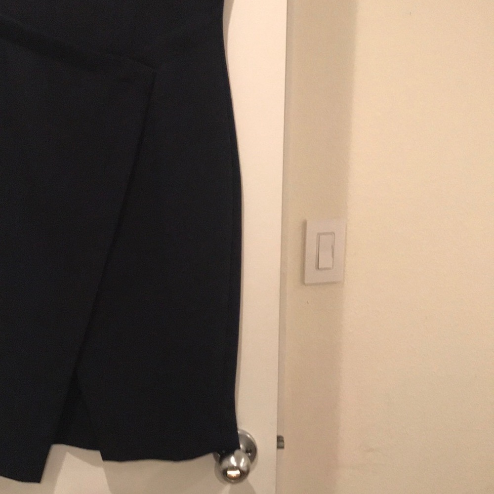 Beautiful classy slit in front dress - Picture 2 of 5